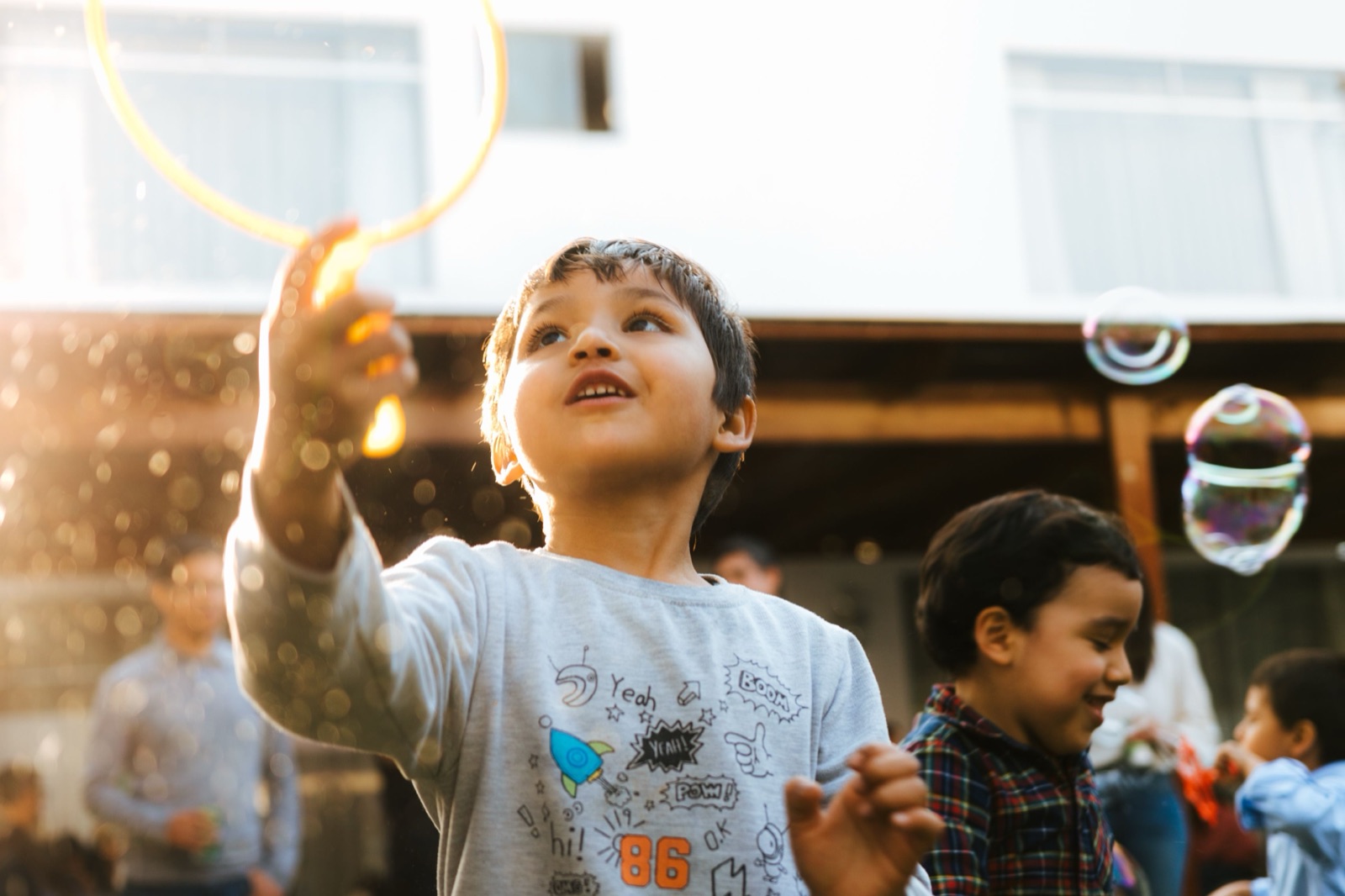 Crianças brincando durante o encontro